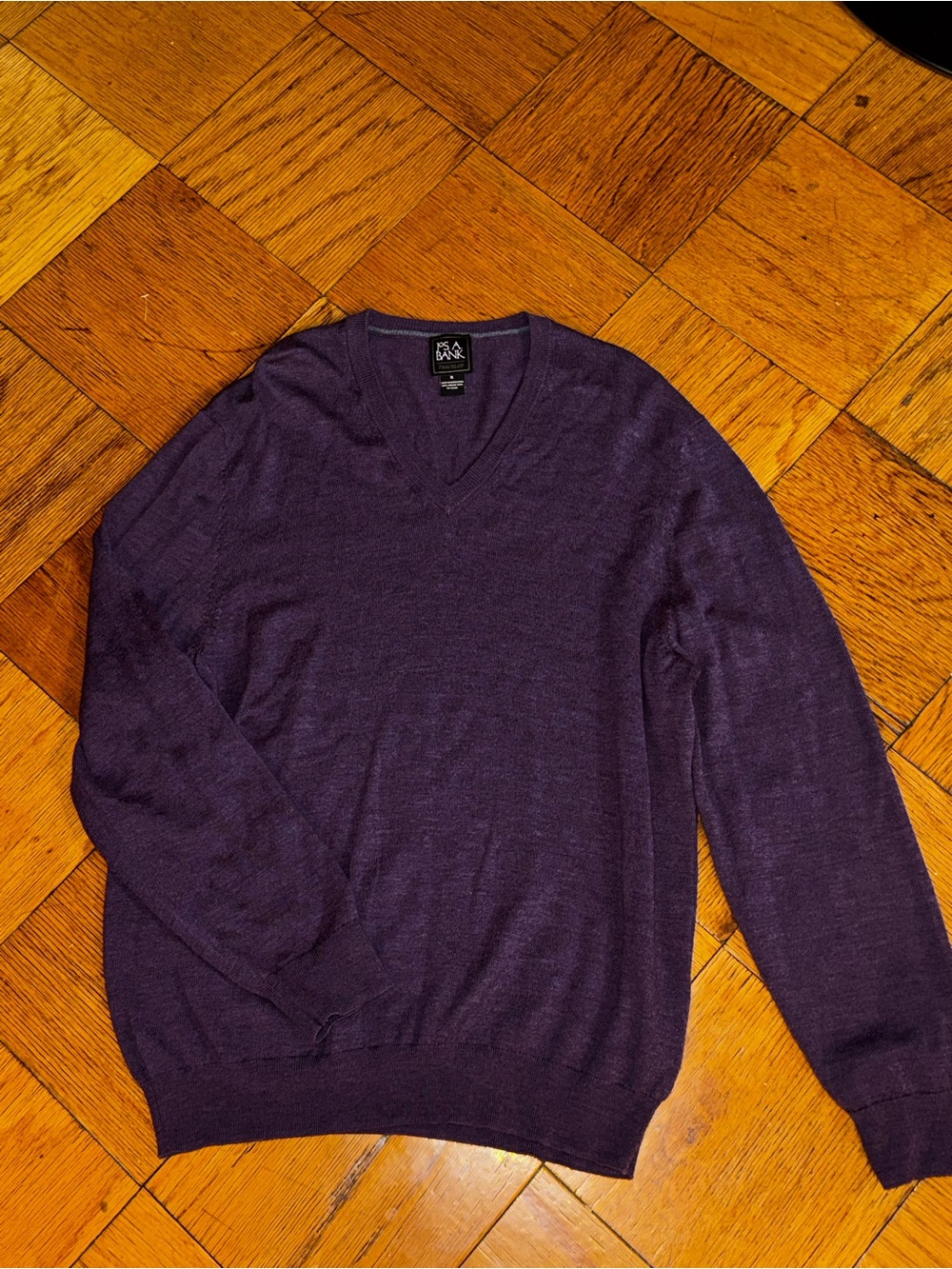 Jos. A. Bank Men's V-Neck Sweater - Deep Purple